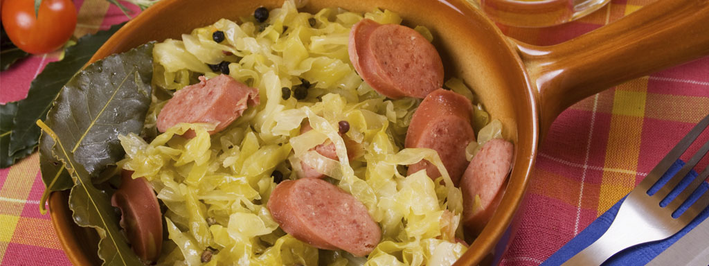 Sauerkraut mit Würstchen